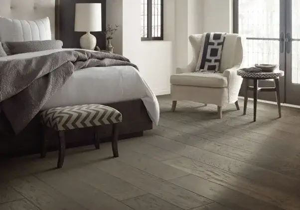 Bedroom hardwood flooring | Jubilee Flooring & Decorating